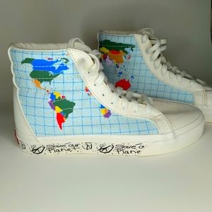 NWOT WOMEN 7 VANS SK8-HI REISSUE (SAVE OUR PLANET)